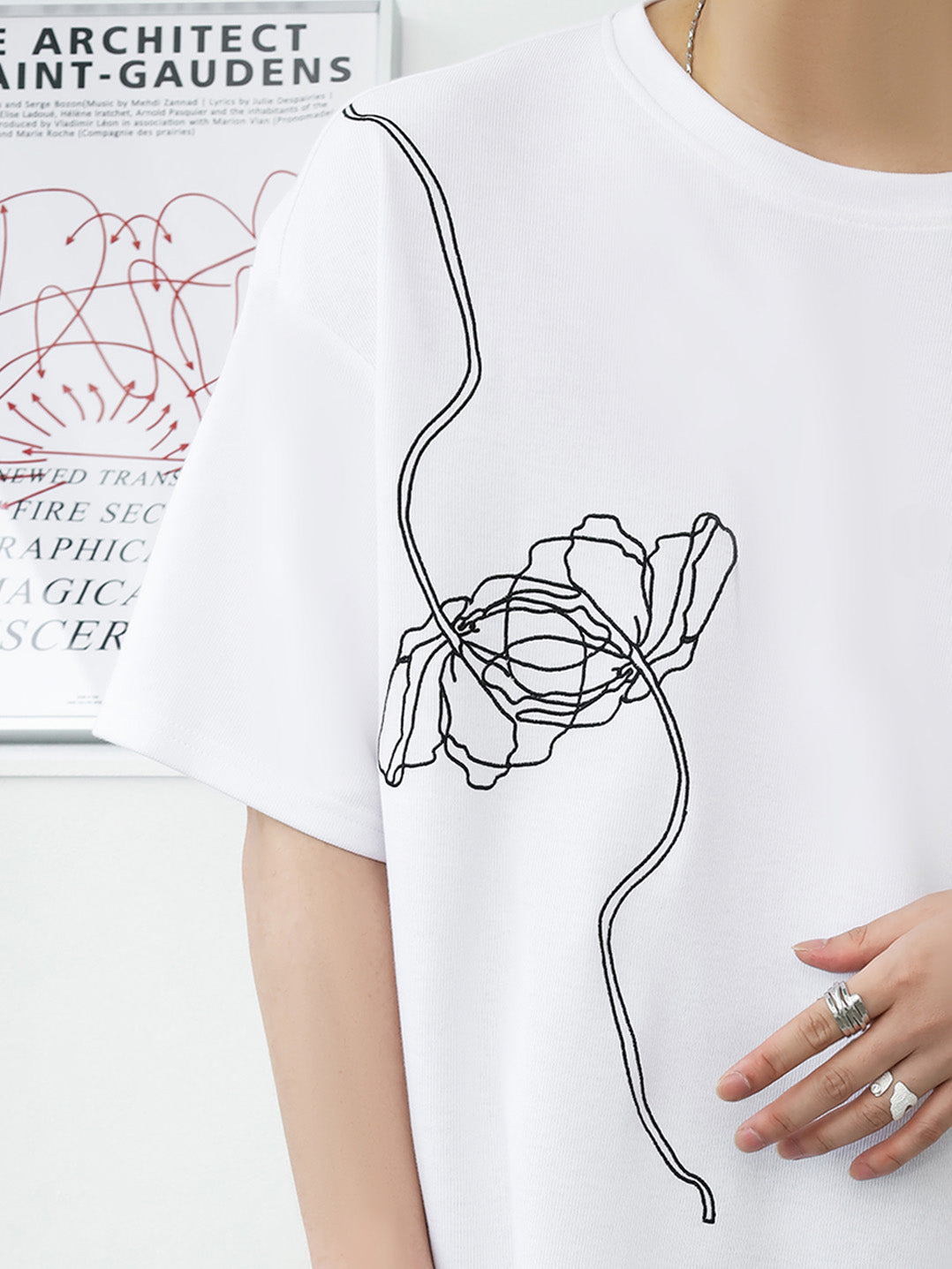 ローズグラフィックデザインTシャツ gm2573