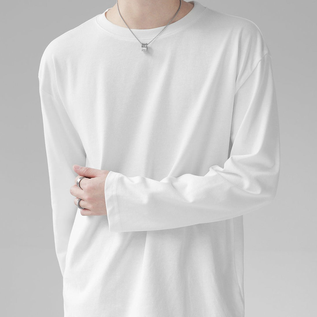 ラウンドネックロングTシャツ gm5113