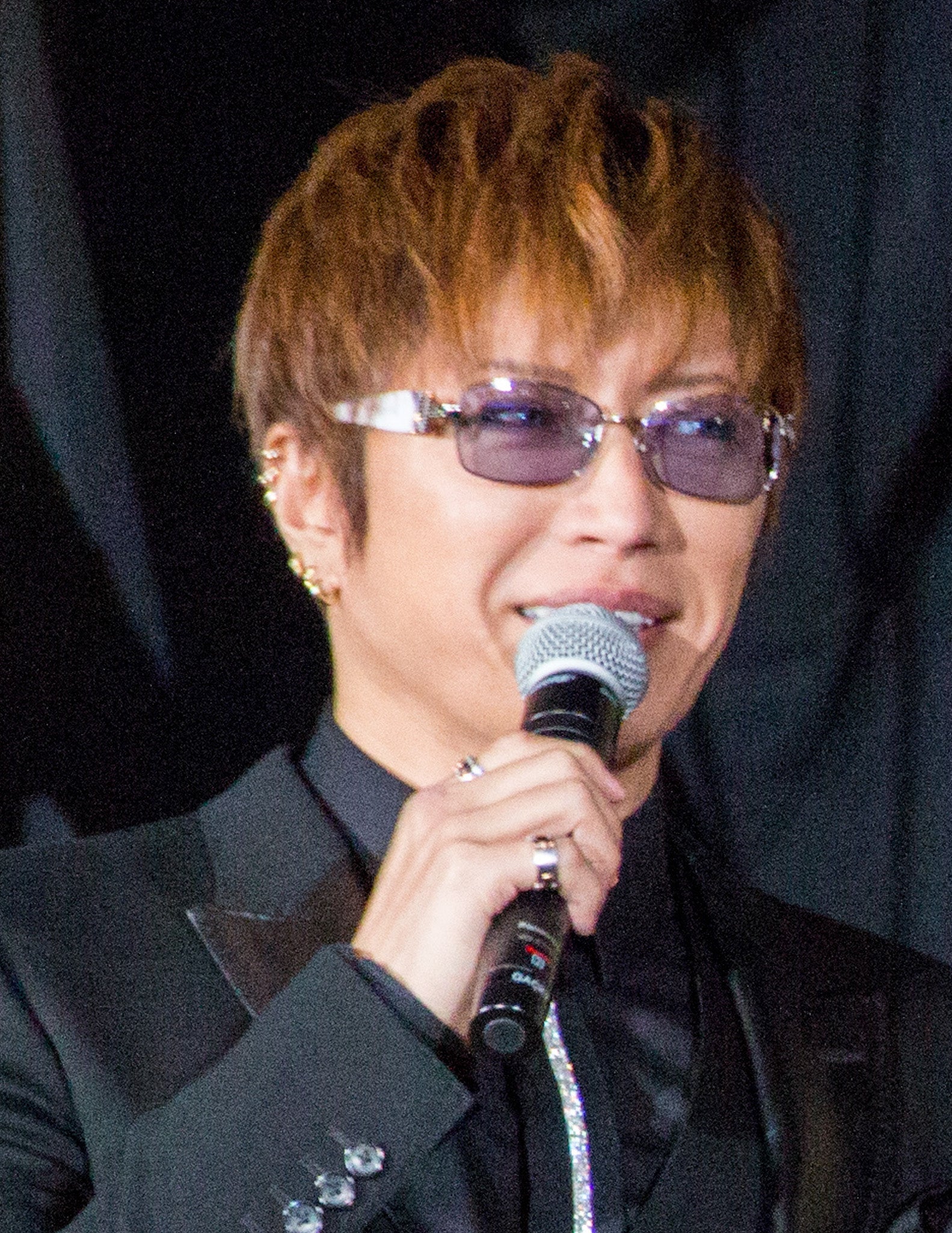 GACKTの美肌の秘訣を知りたくありませんか？