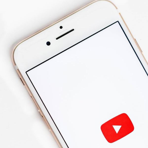 YouTudeで話題のGRWMとは？メイク男子と一緒に準備しよう！