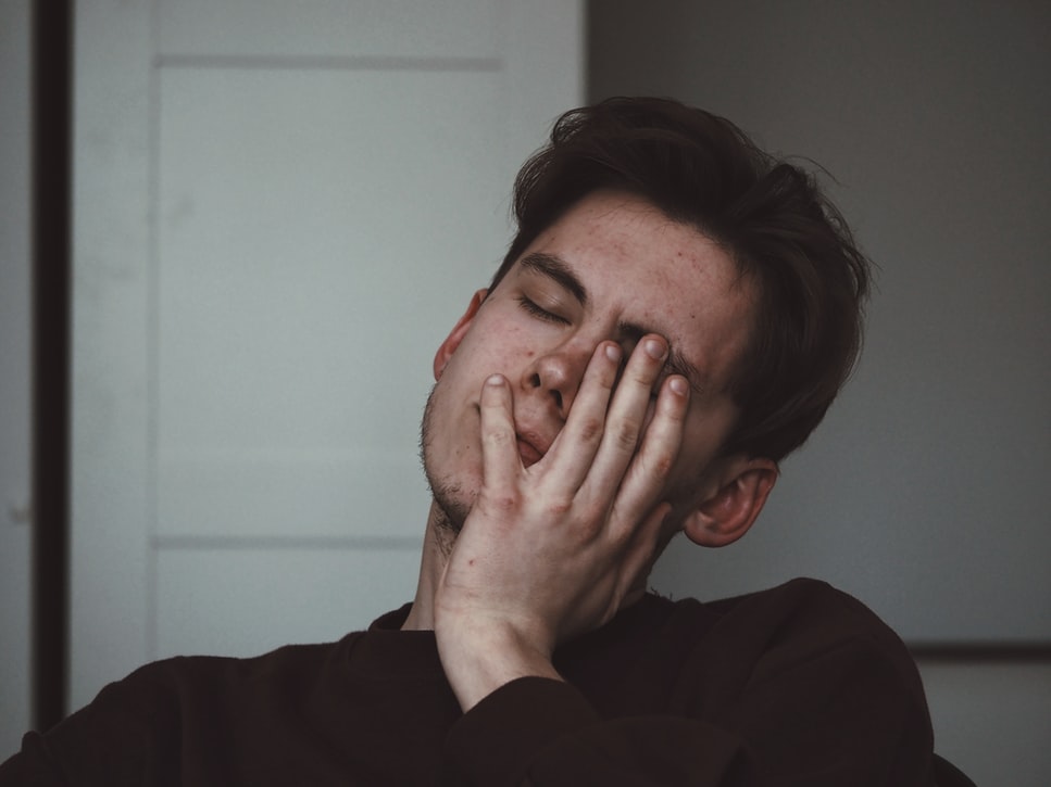 私も敏感肌？敏感肌の人に出る症状について