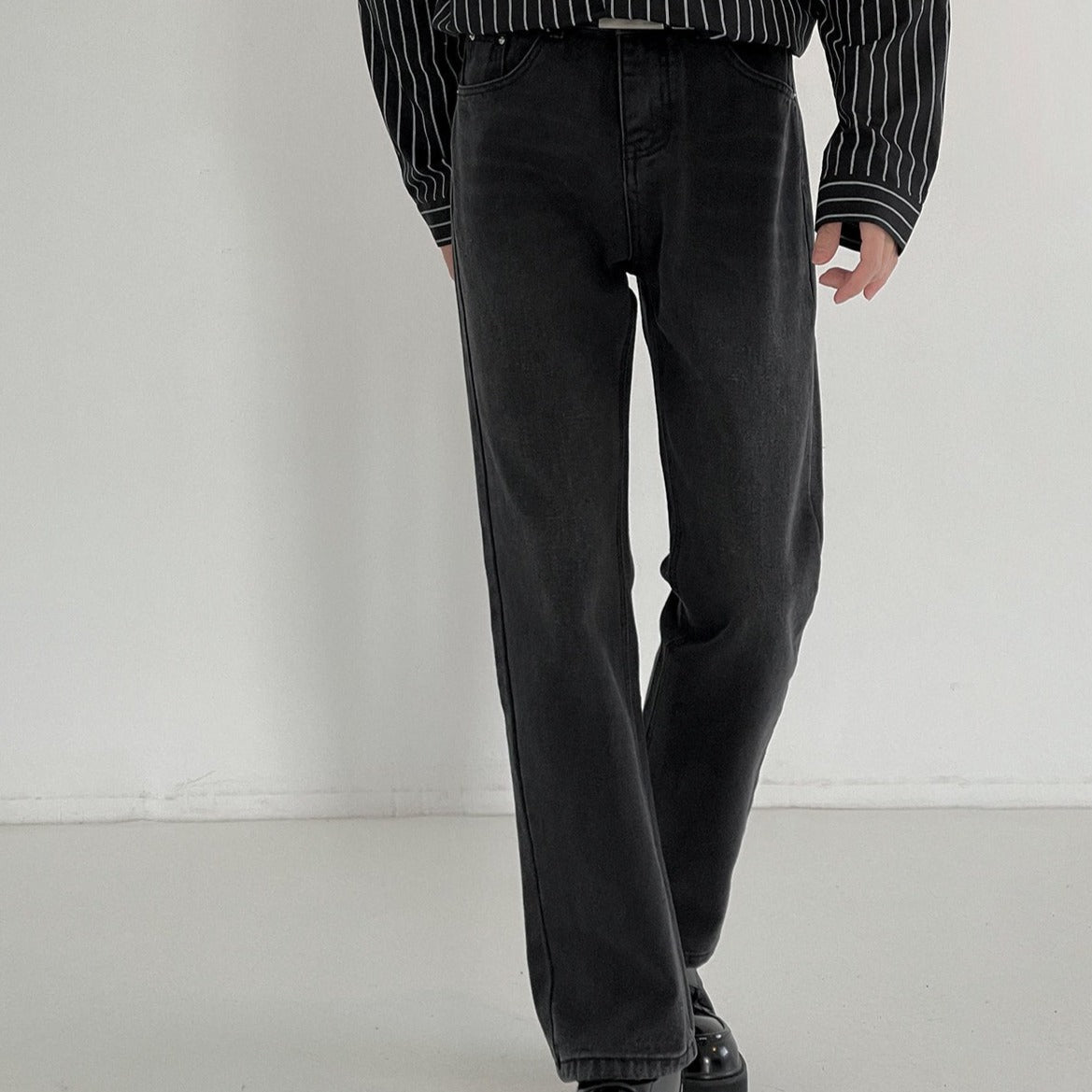 モードブラックストレートデニム gm5118